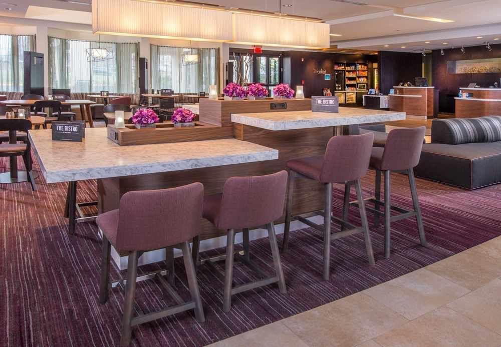 Courtyard By Marriott Fairfax Fair Oaks Hotel Exterior photo